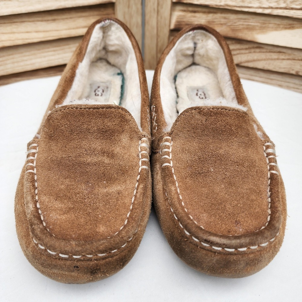UGG Size 8 Brown Suede Ansley Moccasin Slippers 1106878 Cozy Fall Winter Luxury